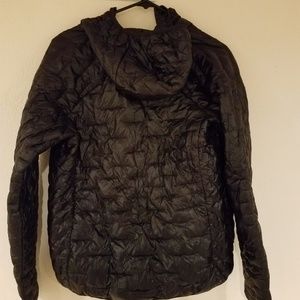 Patagonia Jackets & Coats - LIKE NEW Womens Patagonia Micro Puff Hoody - Small Patagonia Jackets & Coats - LIKE NEW Womens Patagonia Micro Puff Hoody - Small